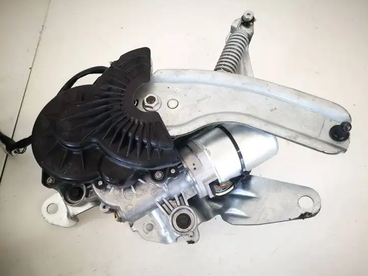 Subaru Outback (BS) (2014 - 2019) 3036326 Замок крышки багажника — фото 1