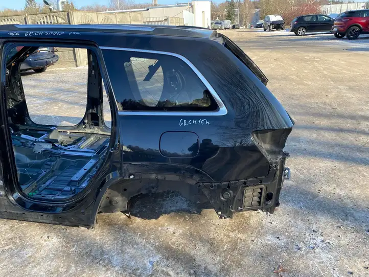 Jeep Grand Cherokee (2010 - 2021) Кузов — фото 7