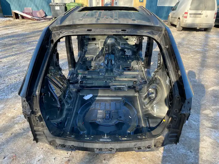 Jeep Grand Cherokee (2010 - 2021) Кузов — фото 10