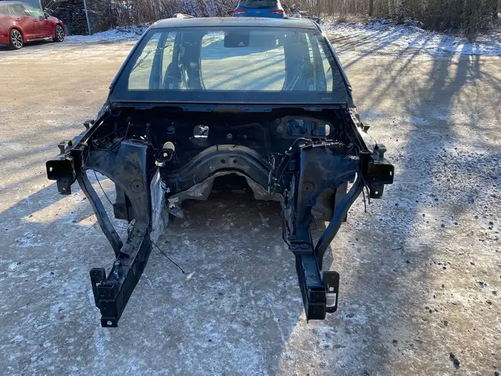 Jeep Grand Cherokee (2010 - 2021) Кузов — фото 14