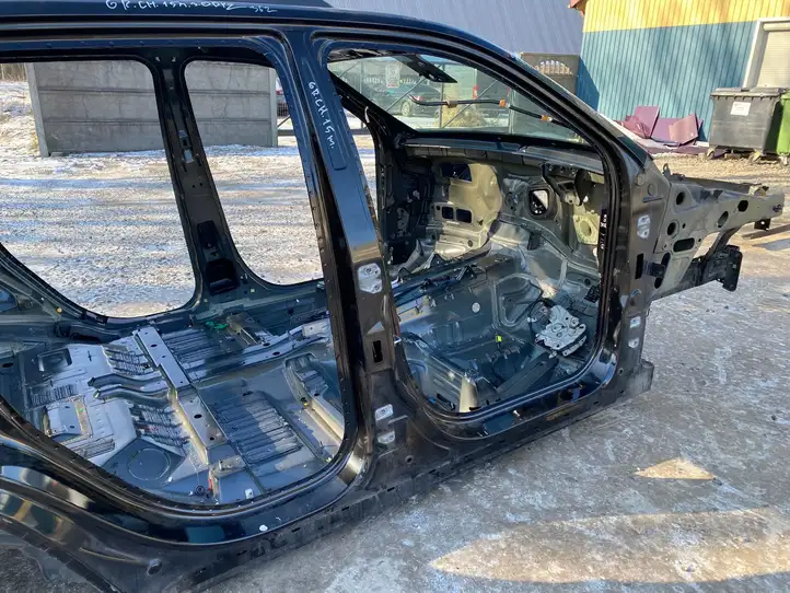 Jeep Grand Cherokee (2010 - 2021) Кузов — фото 20