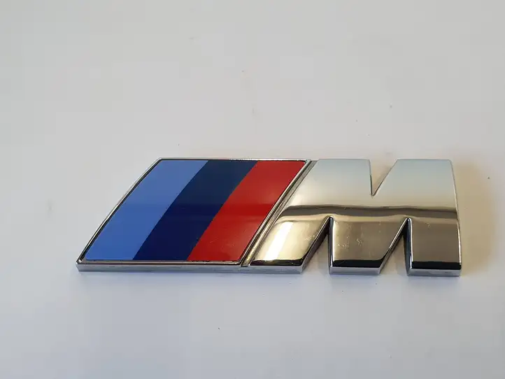 BMW 4 G22 G23 G24 G26 (2020 - ) 5A1A162 Эмблема модели — фото 1