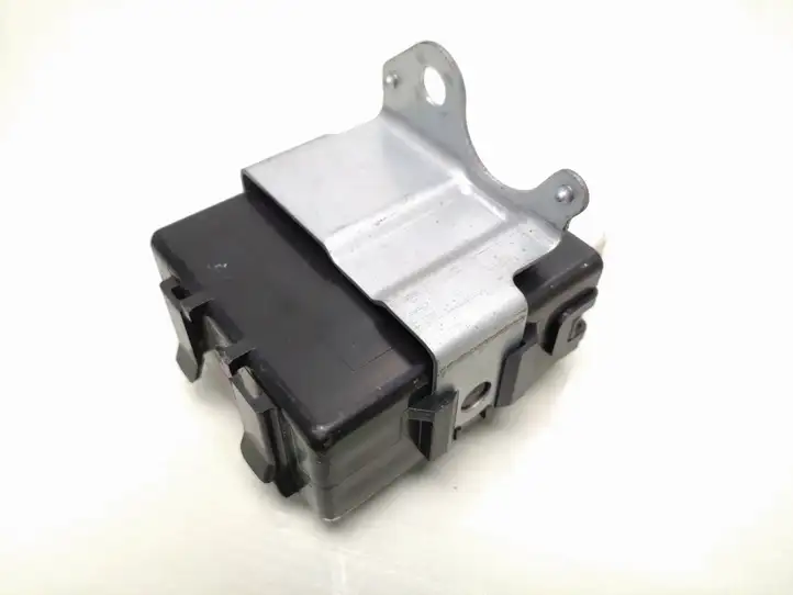 Toyota Auris 150 (2006 - 2012) 8594002040 Реле стеклоочистителей — фото 1