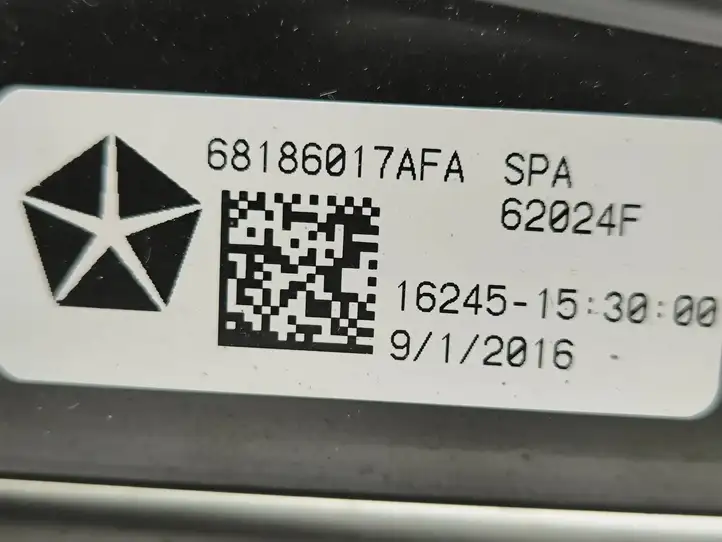 Chrysler Pacifica (2016 - ) 68225094AE Электродвигатель раздвижной двери — фото 9