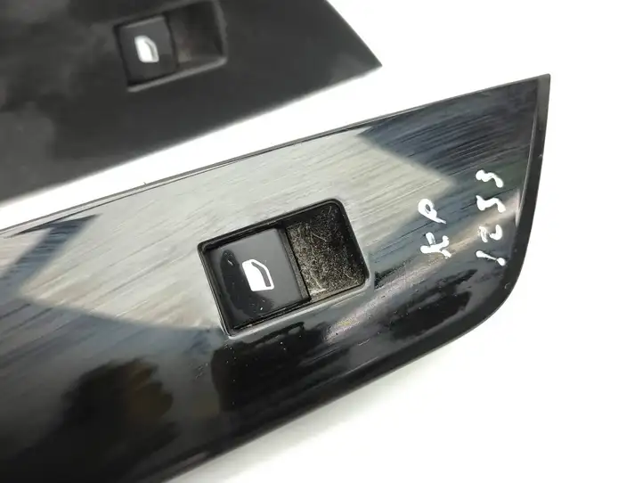 Opel Astra L (2020 - ) 84381001 Блок кнопок стеклоподъемников — фото 16