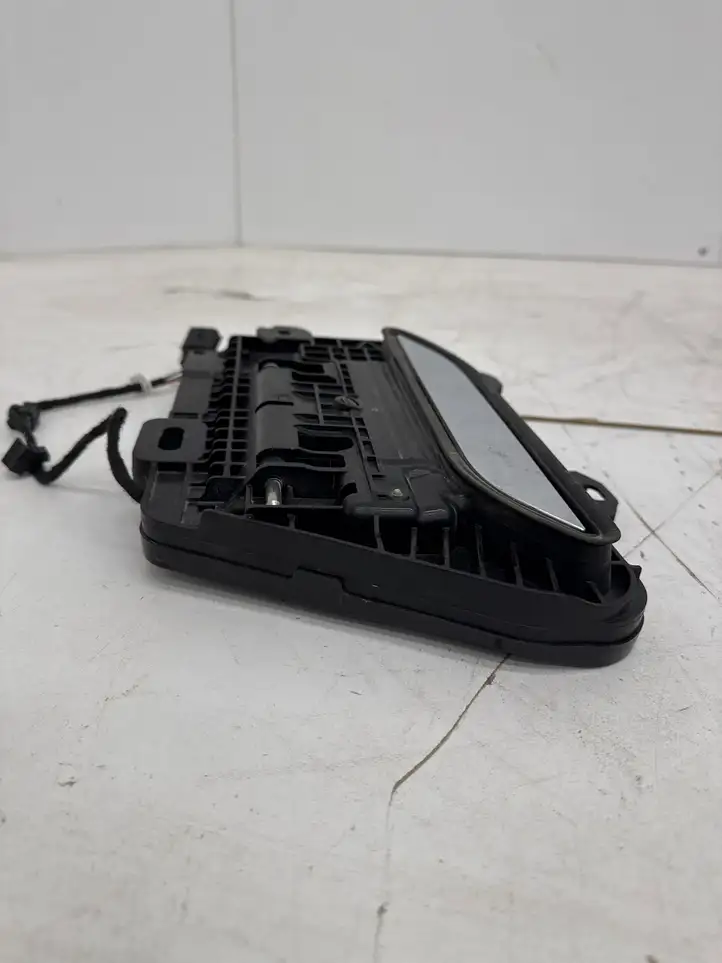 Tesla Model S (2012 - 2016) 100737300H Наружная ручка двери — фото 4