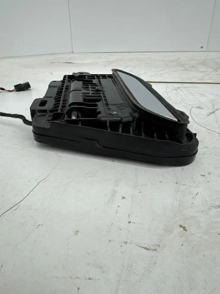 Tesla Model S (2012 - 2016) 100737300H Наружная ручка задней двери — фото 4