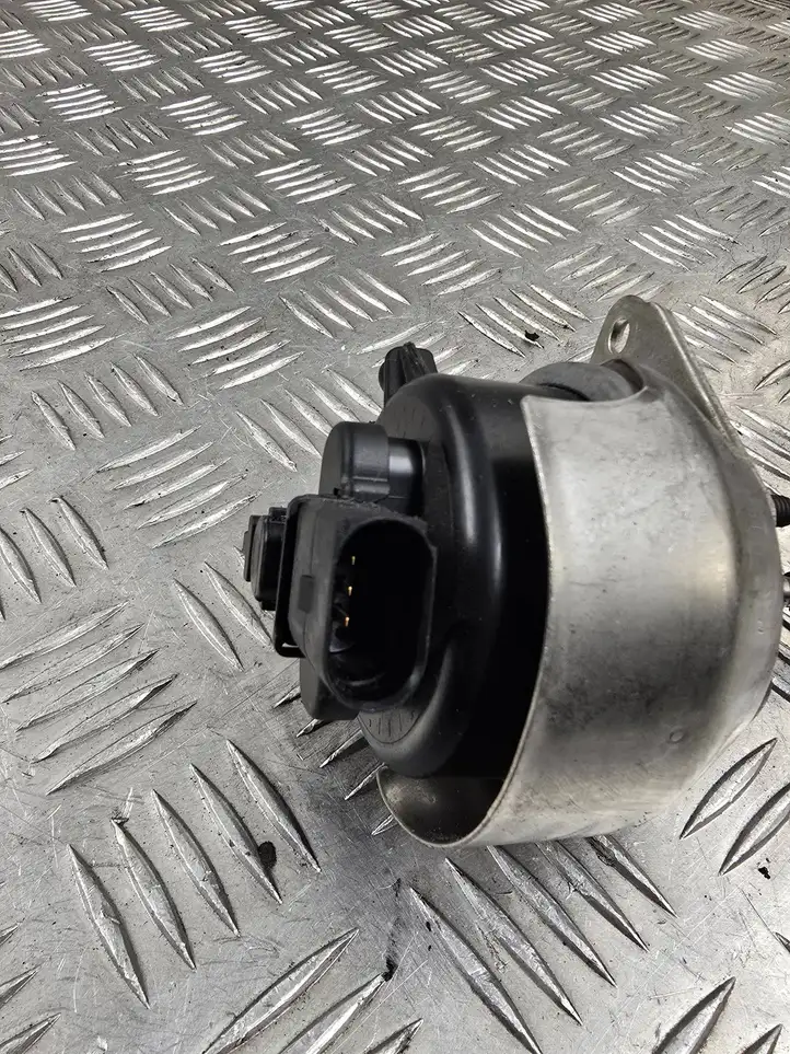 Audi A4 S4 B9 (2015 - 2019) 4012904C Электропривод турбины — фото 6
