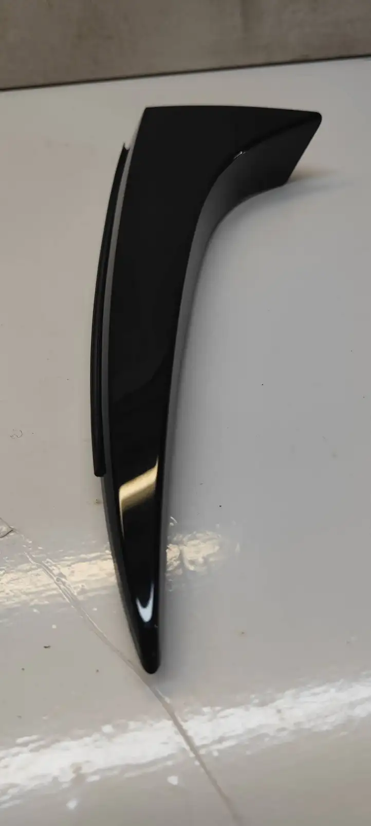 Toyota Corolla E210 E21 (2018 - ) 7608802091 Накладка заднего стекла — фото 1