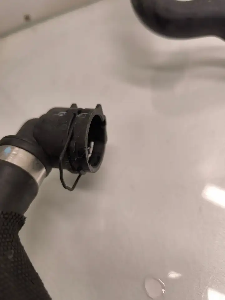 Mercedes-Benz GLE W167 (2019 - ) A1675005902 Шланги радиатора печки — фото 4
