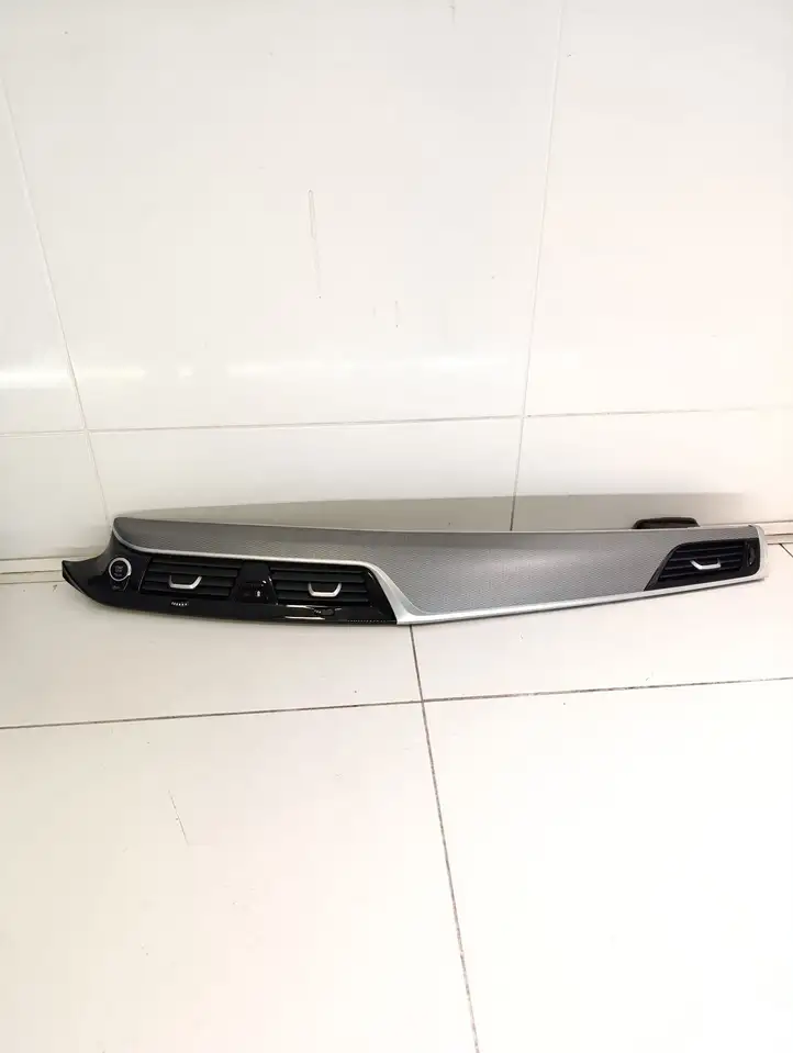 BMW 5 G30 G31 (2016 - ) 9329579 Отделка внутренней панели салона — фото 2