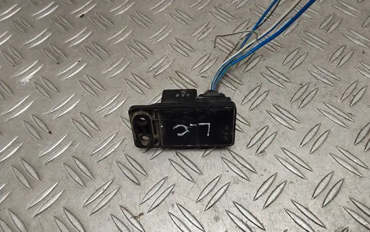 Toyota Land Cruiser (J120) (2002 - 2009) 8594260020 Реле омывателя фар — фото 3