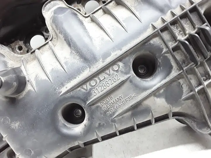 Volvo V70 (2007 - 2013) 31286262 Крышка головки блока цилиндров — фото 2
