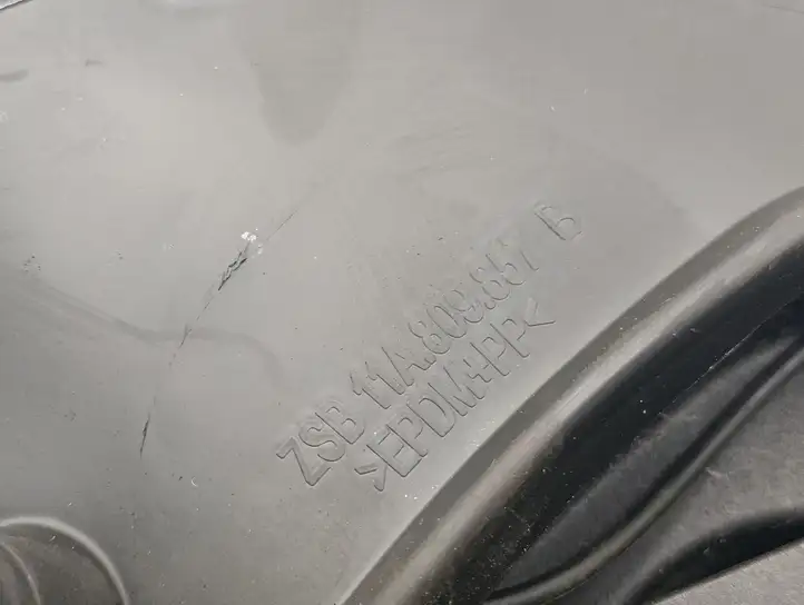 Volkswagen ID.4 (2020 - ) 11A809857B Крышка зарядного разъема — фото 5