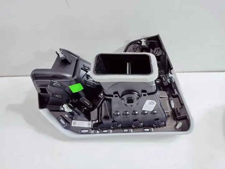 BMW X7 G07 (2018 - ) 8088442 Декоративная планка — фото 4