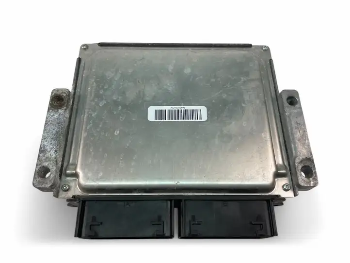 Ford Focus (2015 - 2019) DS7112B684XB Блок управления двигателем (ECU) — фото 7