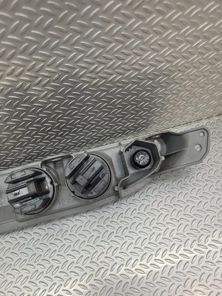 Toyota Yaris XP210 (2020 - ) Фонарь заднего хода — фото 7