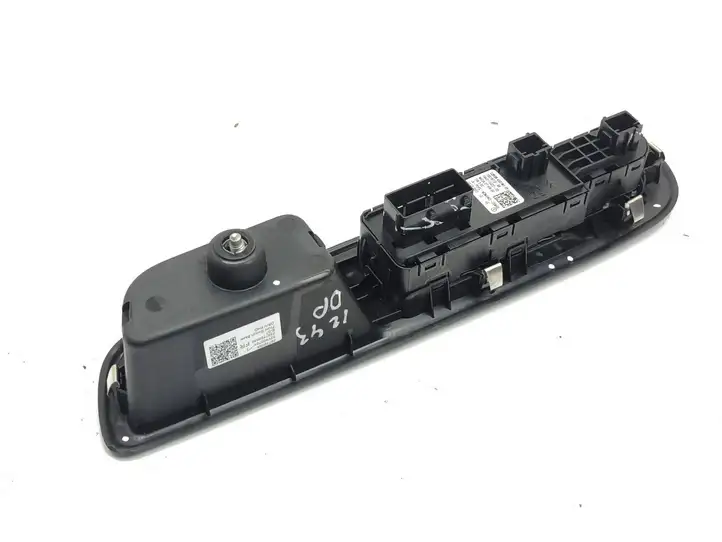 Jeep Avenger (2022 - ) 98421760ZD Блок кнопок стеклоподъемников — фото 8
