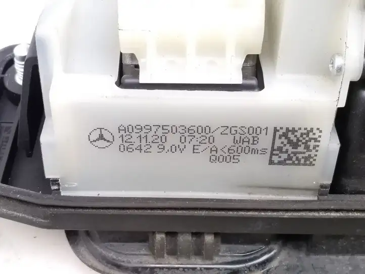 Mercedes-Benz E W213 (2016 - ) A0997503600 Ручка багажника с камерой — фото 8