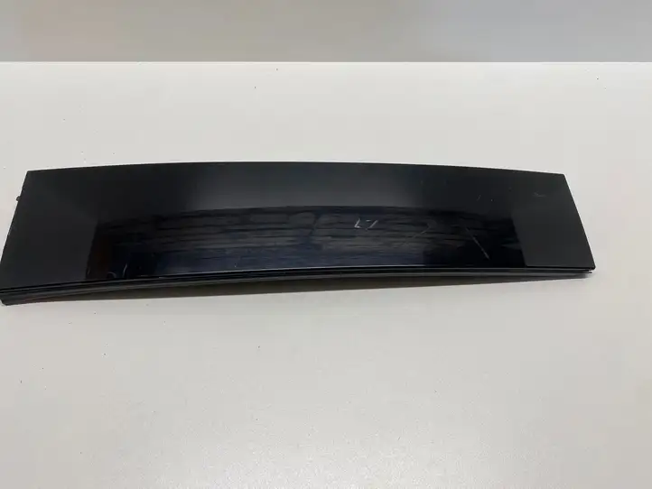 Ford F150 (2014 - 2018) FL3416255A34 Накладка стекла задней двери — фото 2