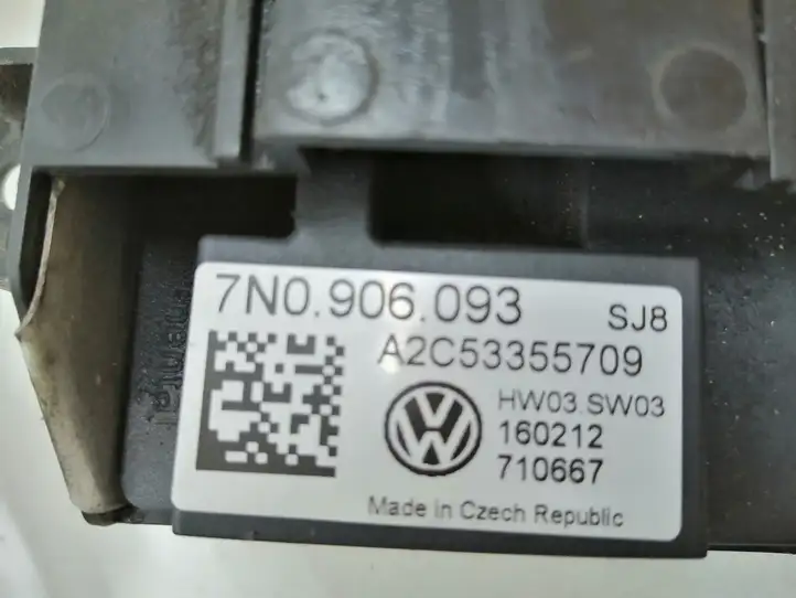 Volkswagen Sharan (2010 - 2015) 7N0906093 Реле насоса горючего — фото 2