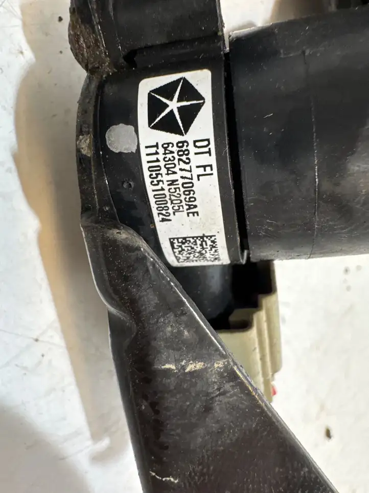 Dodge Ram (2018 - ) 68277069AE Включатель регулировки высоты / жесткости ходовой части — фото 6