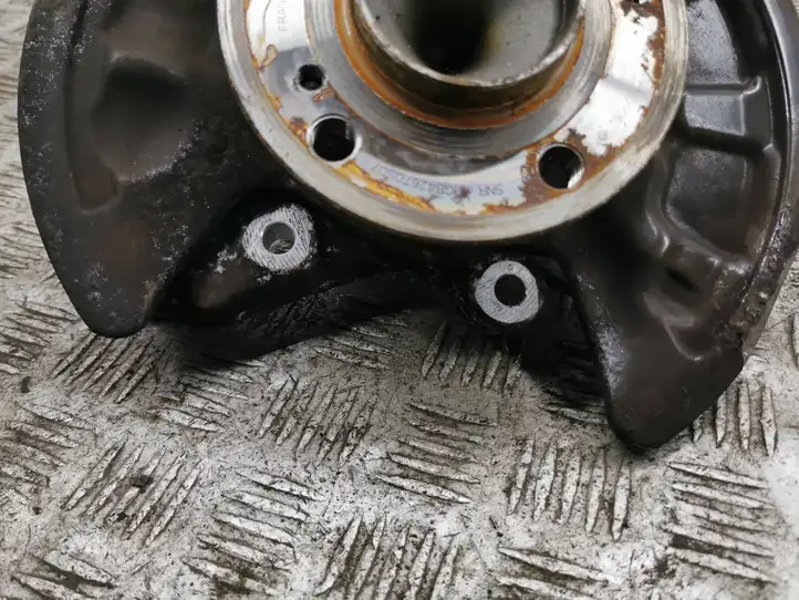 Infiniti Q30 (2015 - 2018) Ступица колеса — фото 4