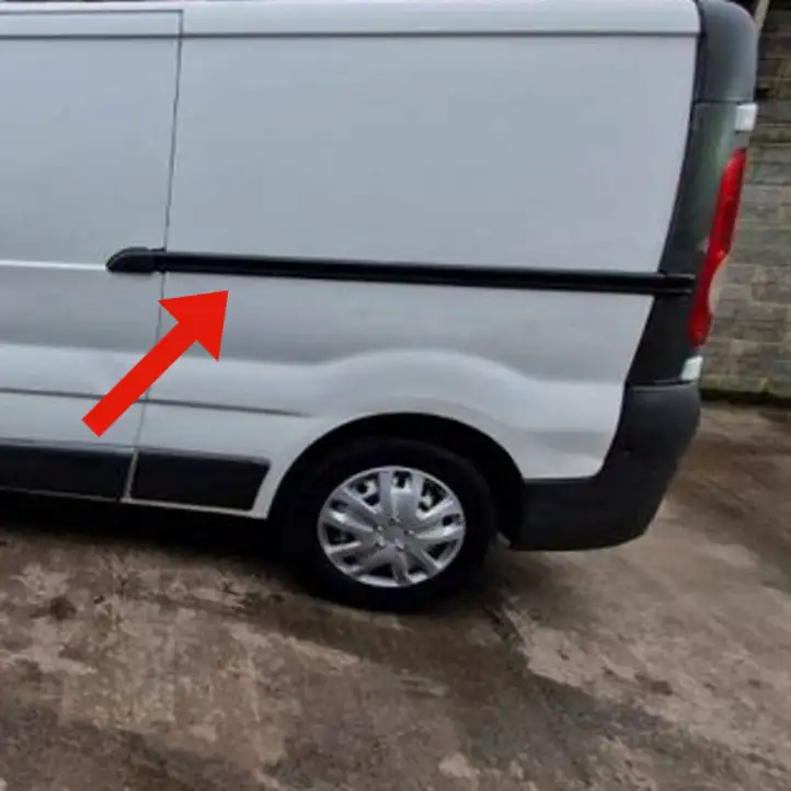 Renault Trafic II (X83) (2002 - 2014) Средняя направляющая раздвижной двери — фото 1