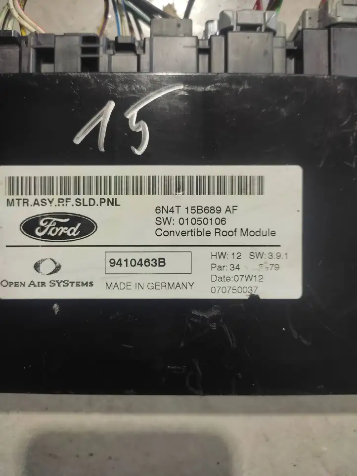 Ford Focus (2008 - 2011) 6N4T15B689AF Блок предохранителей — фото 7