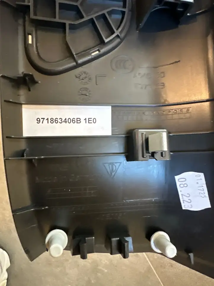 Porsche Panamera (971) (2016 - 2020) 971863406B Внутренняя отделка заднего порога — фото 4