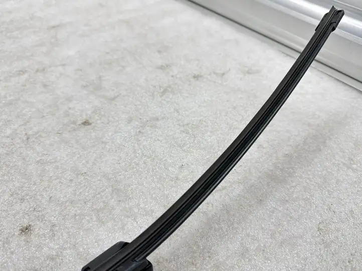 Tesla Model Y (2019 - 2024) 149024600B Дворники лобового стекла — фото 7