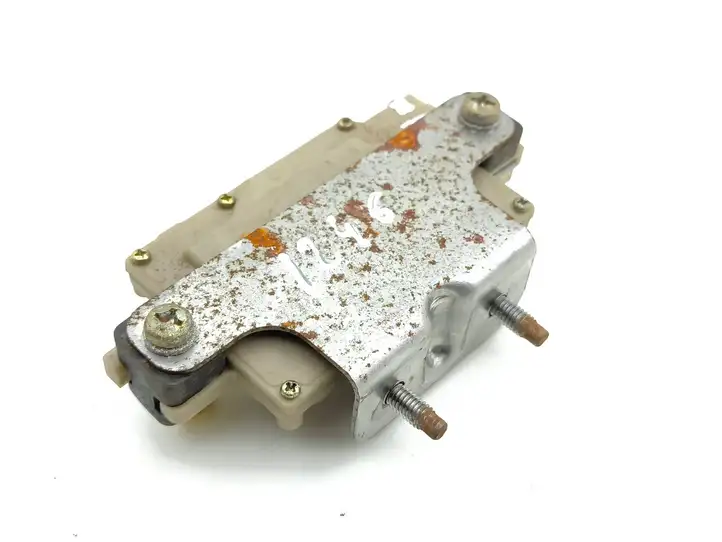Nissan 350Z (2001 - 2009) 90550CD000 Замок крышки багажника — фото 2