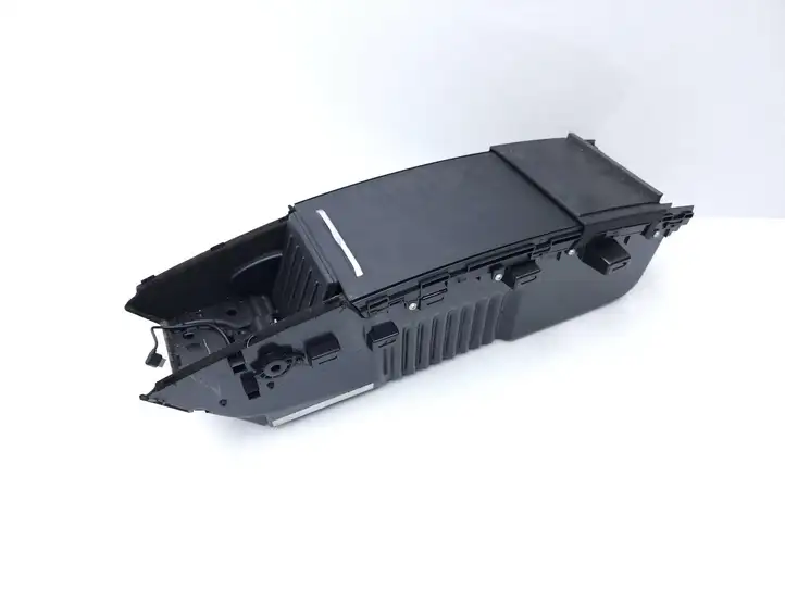Tesla Model S (2016 - 2021) 105805000B Ящик центральной консоли — фото 6