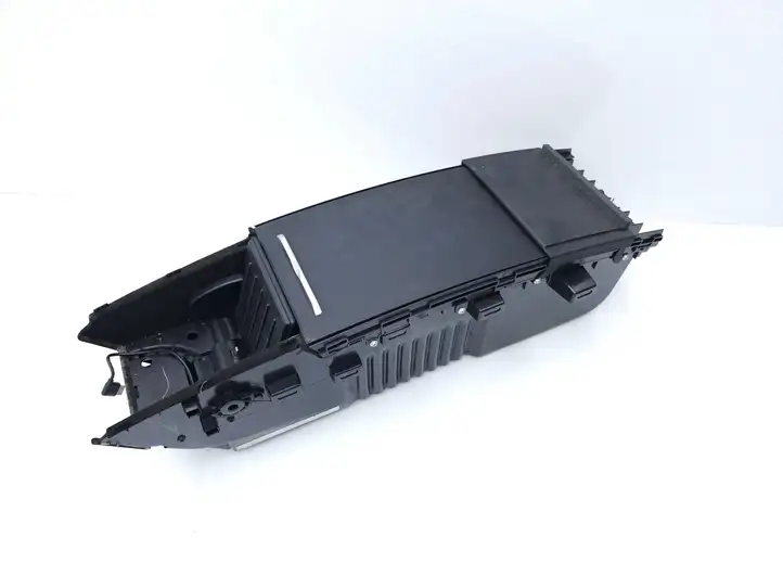 Tesla Model S (2016 - 2021) 105805000B Ящик центральной консоли — фото 7