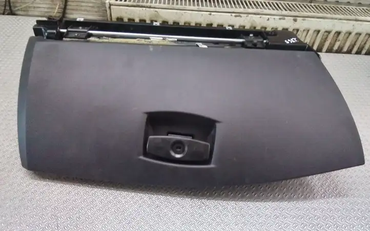 BMW 5 E60 E61 (2004 - 2010) 314330000 Бардачок в сборе — фото 1