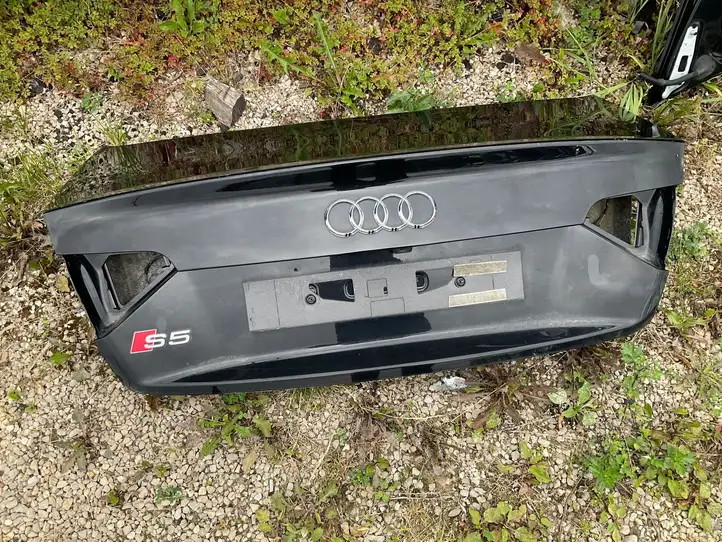 Audi A5 8T 8F (2007 - 2011) Крышка багажника — фото 1