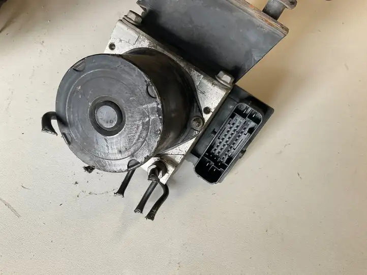 Seat Ibiza III (6L) (2002 - 2008) 6Q0907379AF ABS блок — фото 1
