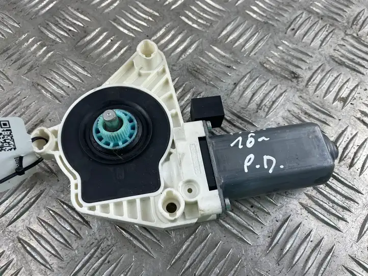 Volkswagen PASSAT B8 (2015 - ) 5Q4959802B Мотор стеклоподъемника передний — фото 3