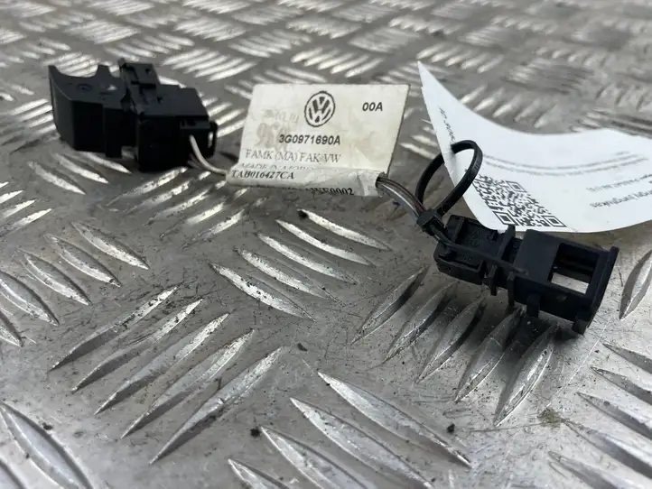 Volkswagen PASSAT B8 (2015 - ) 3G0971690A Блок кнопок стеклоподъемников — фото 3