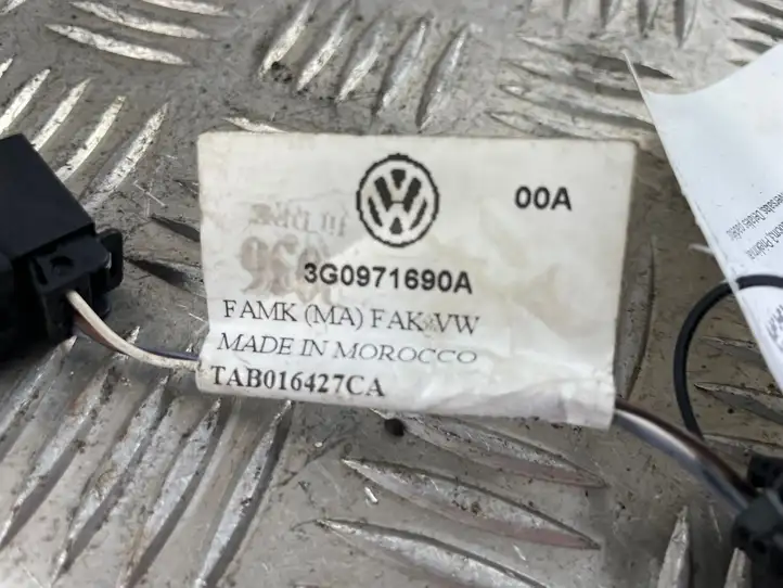 Volkswagen PASSAT B8 (2015 - ) 3G0971690A Блок кнопок стеклоподъемников — фото 5