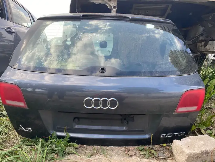 Audi A3/S3 8P (2004 - 2008) Крышка багажника — фото 1