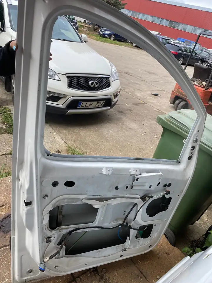 Citroen Jumpy (2007 - 2016) Дверь — фото 2