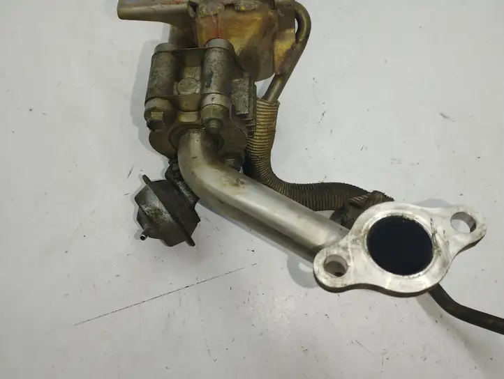 Toyota Corolla Verso AR10 (2004 - 2009) 256800R02000 Охладитель клапана EGR — фото 5