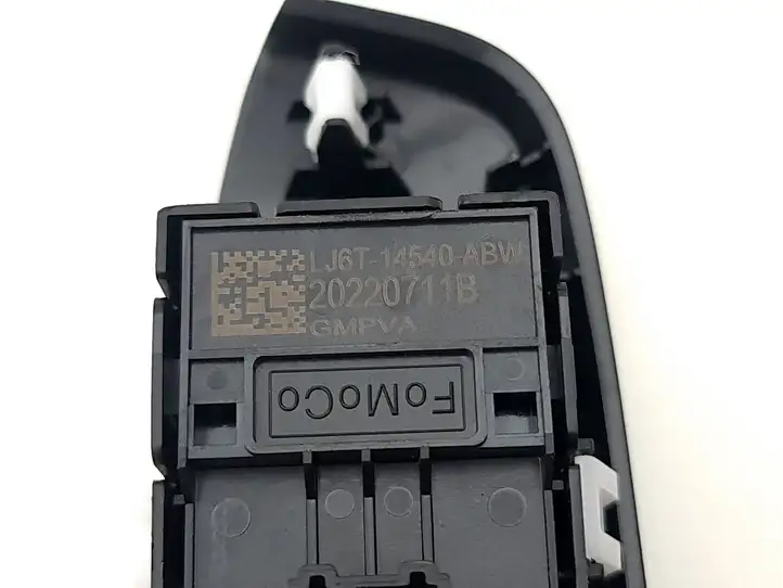 Ford Kuga III (2020 - ) LJ6T14540ABW Блок кнопок стеклоподъемников — фото 3