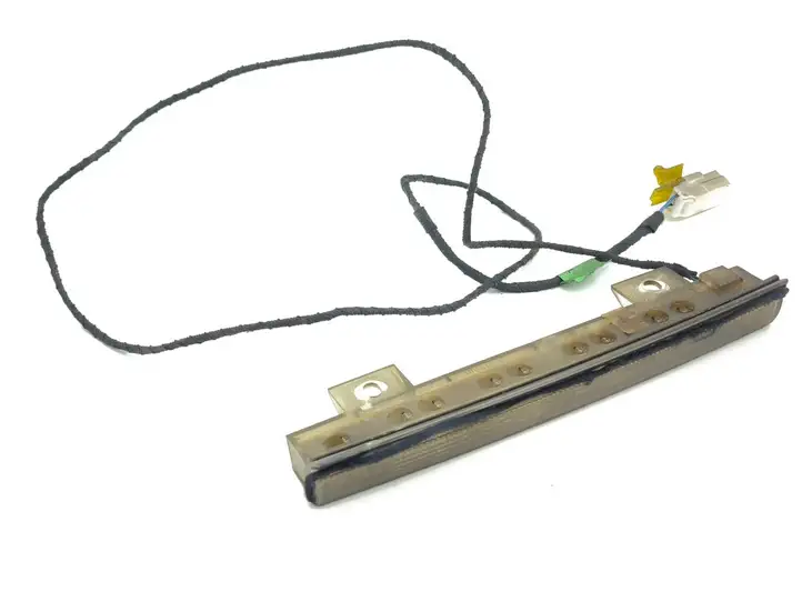 Maserati Quattroporte (2003 - 2008) ZB477001 Дополнительный стоп фонарь — фото 1
