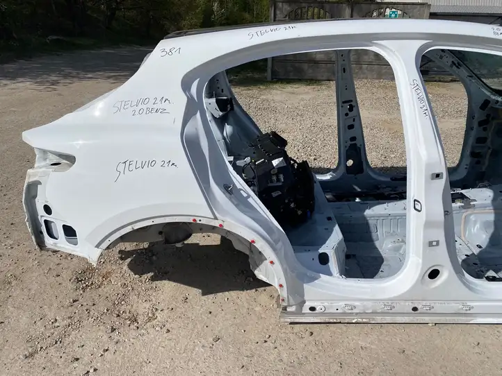Alfa Romeo Stelvio Type 949 (2017 - ) Кузов — фото 2