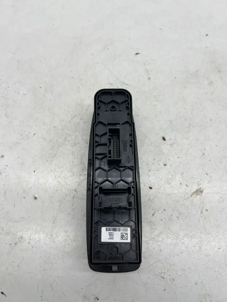 Renault Megane IV (2016 - ) 254014287R Кнопка стеклоподъемников — фото 4
