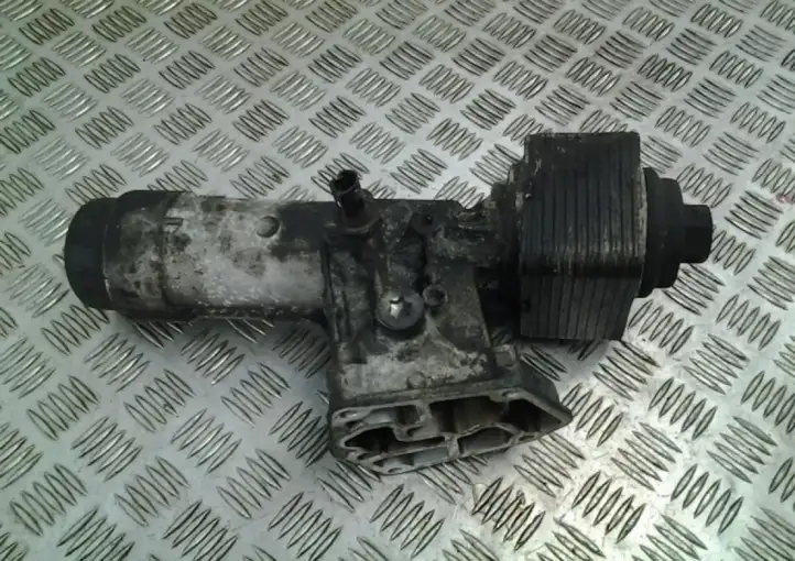 Audi A6 S6 C5 4B (2001 - 2004) 038115389C Кронштейн масляного фильтра — фото 3