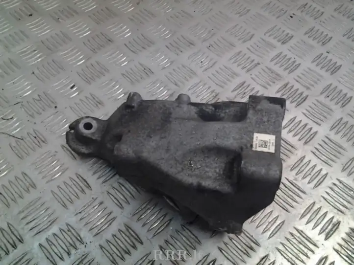 Mercedes-Benz Sprinter W906 (2006 - 2018) A6512231804 Кронштейн двигателя — фото 2