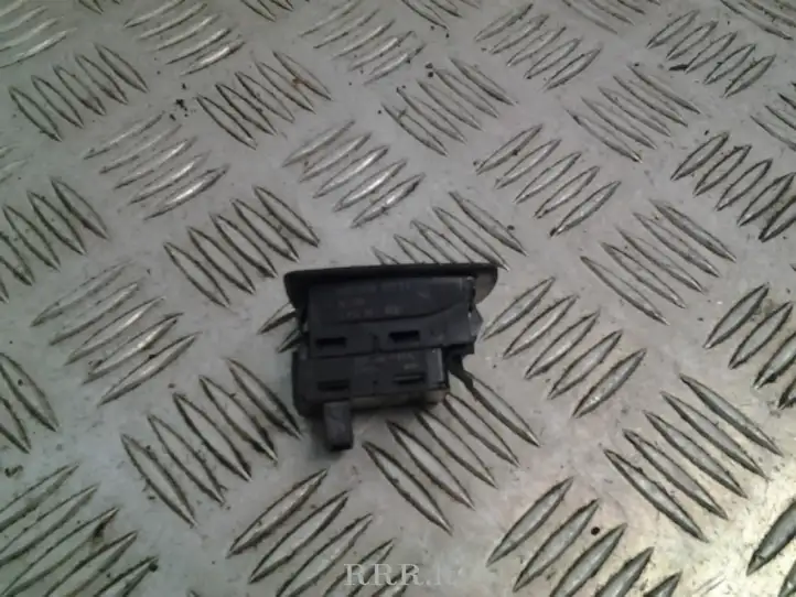 BMW 1 E81 E87 (2004 - 2011) 6935534 Кнопка стеклоподъемников — фото 2